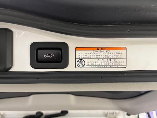 レクサスＬＸ５７０　本州仕入　ワンオーナー　レクサスセーフティセンス　寒冷地仕様　禁煙車　純正２１インチＡＷ　純正２０ＡＷ＋スタッドレスタイヤ付　モデリスタスポイラー　電動サンルーフ　純正ブラックレザーシート　純正ナビ（フルセグ地デジ　ＤＶＤ再生　Ｂｌｕｅｔｏｏｔｈ対応）＋バックカメラ＋全方位カメラ　リアツインモニター　パワーバックドア　レーダークルーズコントロール　シートヒーター＆クーラー　純正エンジンスターター　カードキー　ステアリングヒーター　両席パワーシート　ＥＴＣ 4WD 5700 5Dr
