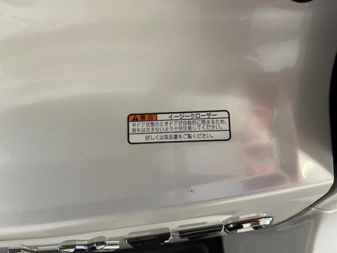レクサスＬＸ５７０　本州仕入　ワンオーナー　レクサスセーフティセンス　寒冷地仕様　禁煙車　純正２１インチＡＷ　純正２０ＡＷ＋スタッドレスタイヤ付　モデリスタスポイラー　電動サンルーフ　純正ブラックレザーシート　純正ナビ（フルセグ地デジ　ＤＶＤ再生　Ｂｌｕｅｔｏｏｔｈ対応）＋バックカメラ＋全方位カメラ　リアツインモニター　パワーバックドア　レーダークルーズコントロール　シートヒーター＆クーラー　純正エンジンスターター　カードキー　ステアリングヒーター　両席パワーシート　ＥＴＣ 4WD 5700 5Dr