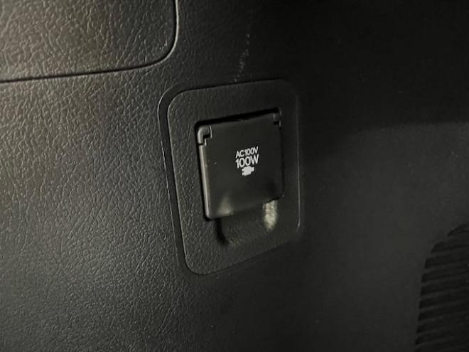 レクサスＬＸ５７０　本州仕入　ワンオーナー　レクサスセーフティセンス　寒冷地仕様　禁煙車　純正２１インチＡＷ　純正２０ＡＷ＋スタッドレスタイヤ付　モデリスタスポイラー　電動サンルーフ　純正ブラックレザーシート　純正ナビ（フルセグ地デジ　ＤＶＤ再生　Ｂｌｕｅｔｏｏｔｈ対応）＋バックカメラ＋全方位カメラ　リアツインモニター　パワーバックドア　レーダークルーズコントロール　シートヒーター＆クーラー　純正エンジンスターター　カードキー　ステアリングヒーター　両席パワーシート　ＥＴＣ 4WD 5700 5Dr