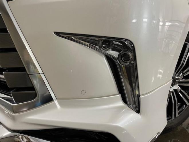 レクサスＬＸ５７０　本州仕入　ワンオーナー　レクサスセーフティセンス　寒冷地仕様　禁煙車　純正２１インチＡＷ　純正２０ＡＷ＋スタッドレスタイヤ付　モデリスタスポイラー　電動サンルーフ　純正ブラックレザーシート　純正ナビ（フルセグ地デジ　ＤＶＤ再生　Ｂｌｕｅｔｏｏｔｈ対応）＋バックカメラ＋全方位カメラ　リアツインモニター　パワーバックドア　レーダークルーズコントロール　シートヒーター＆クーラー　純正エンジンスターター　カードキー　ステアリングヒーター　両席パワーシート　ＥＴＣ 4WD 5700 5Dr