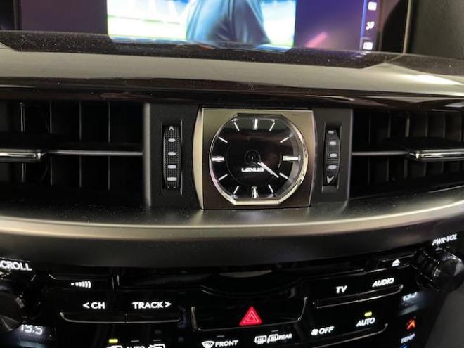 レクサスＬＸ５７０　本州仕入　ワンオーナー　レクサスセーフティセンス　寒冷地仕様　禁煙車　純正２１インチＡＷ　純正２０ＡＷ＋スタッドレスタイヤ付　モデリスタスポイラー　電動サンルーフ　純正ブラックレザーシート　純正ナビ（フルセグ地デジ　ＤＶＤ再生　Ｂｌｕｅｔｏｏｔｈ対応）＋バックカメラ＋全方位カメラ　リアツインモニター　パワーバックドア　レーダークルーズコントロール　シートヒーター＆クーラー　純正エンジンスターター　カードキー　ステアリングヒーター　両席パワーシート　ＥＴＣ 4WD 5700 5Dr