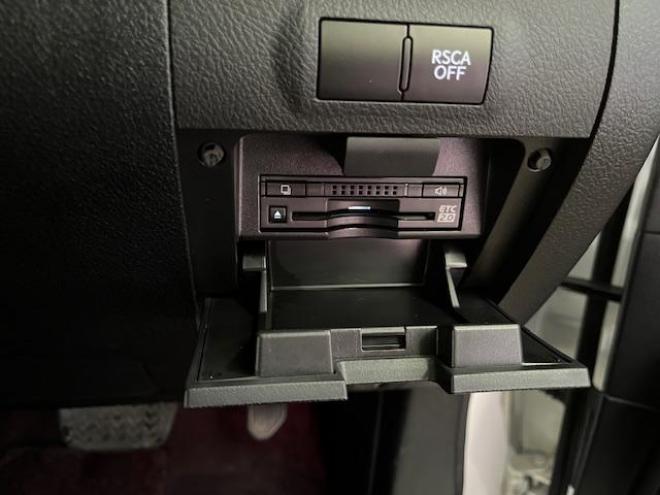 レクサスＬＸ５７０　本州仕入　ワンオーナー　レクサスセーフティセンス　寒冷地仕様　禁煙車　純正２１インチＡＷ　純正２０ＡＷ＋スタッドレスタイヤ付　モデリスタスポイラー　電動サンルーフ　純正ブラックレザーシート　純正ナビ（フルセグ地デジ　ＤＶＤ再生　Ｂｌｕｅｔｏｏｔｈ対応）＋バックカメラ＋全方位カメラ　リアツインモニター　パワーバックドア　レーダークルーズコントロール　シートヒーター＆クーラー　純正エンジンスターター　カードキー　ステアリングヒーター　両席パワーシート　ＥＴＣ 4WD 5700 5Dr