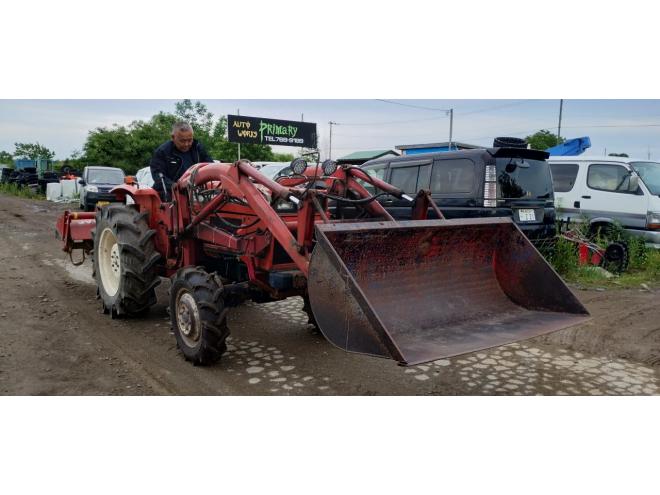 トラクターバケツフォークロータリーアタッチメント付き 4WD 4WD