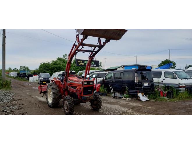 トラクターバケツフォークロータリーアタッチメント付き 4WD 4WD