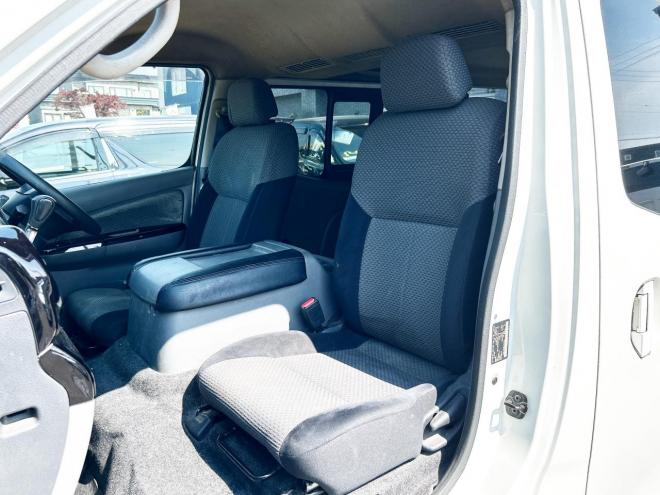 キャラバンバン5Dバン2.5DTプレミアムGXロング 4WD　ローンが不安な方＜優遇ローン＞両側スライド　寒冷地　プッシュ　社外ナビ
