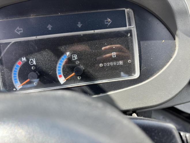 ホイールローダZW30