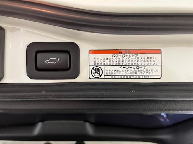 ランドクルーザー２００系後期型　ＺＸ　ワンオーナー　本州仕入　寒冷地仕様　禁煙車　トヨタセーフティセンス　純正２０インチＡＷ　モデリスタスポイラー＆マフラー　電動サンルーフ　純正ブラウンレザーシート　アルパイン９インチナビ（フルセグ地デジ　ＤＶＤ再生　Ｂｌｕｅｔｏｏｔｈ対応）＋バックカメラ　ブラインドスポット　車線逸脱警報　パワーバックドア　クルーズコントロール　純正エンジンスターター　シートヒーター＆クーラー　ステアリングヒーター　両席パワーシート　ＥＴＣ 4WD 4600 5Dr