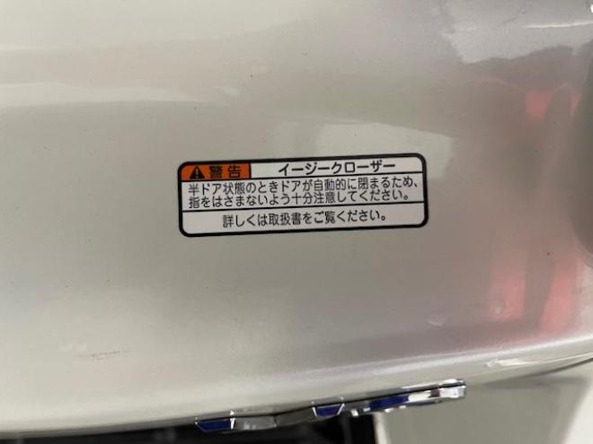 ランドクルーザー２００系後期型　ＺＸ　ワンオーナー　本州仕入　寒冷地仕様　禁煙車　トヨタセーフティセンス　純正２０インチＡＷ　モデリスタスポイラー＆マフラー　電動サンルーフ　純正ブラウンレザーシート　アルパイン９インチナビ（フルセグ地デジ　ＤＶＤ再生　Ｂｌｕｅｔｏｏｔｈ対応）＋バックカメラ　ブラインドスポット　車線逸脱警報　パワーバックドア　クルーズコントロール　純正エンジンスターター　シートヒーター＆クーラー　ステアリングヒーター　両席パワーシート　ＥＴＣ 4WD 4600 5Dr