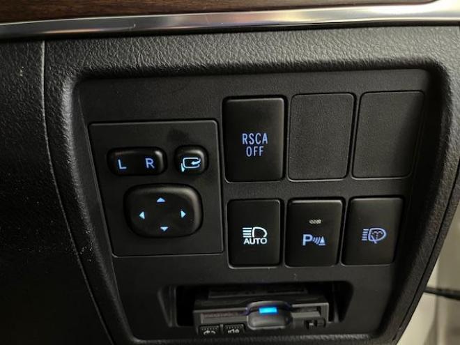 ランドクルーザー２００系後期型　ＺＸ　ワンオーナー　本州仕入　寒冷地仕様　禁煙車　トヨタセーフティセンス　純正２０インチＡＷ　モデリスタスポイラー＆マフラー　電動サンルーフ　純正ブラウンレザーシート　アルパイン９インチナビ（フルセグ地デジ　ＤＶＤ再生　Ｂｌｕｅｔｏｏｔｈ対応）＋バックカメラ　ブラインドスポット　車線逸脱警報　パワーバックドア　クルーズコントロール　純正エンジンスターター　シートヒーター＆クーラー　ステアリングヒーター　両席パワーシート　ＥＴＣ 4WD 4600 5Dr