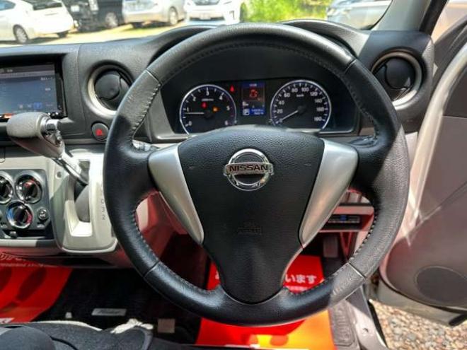 キャラバンNV350 2.5 ライダー プレミアムGX ロングボディ ディーゼルターボ 4WD　純正ナビ/フルセグ/後席モニタ/社外アルミ 2500