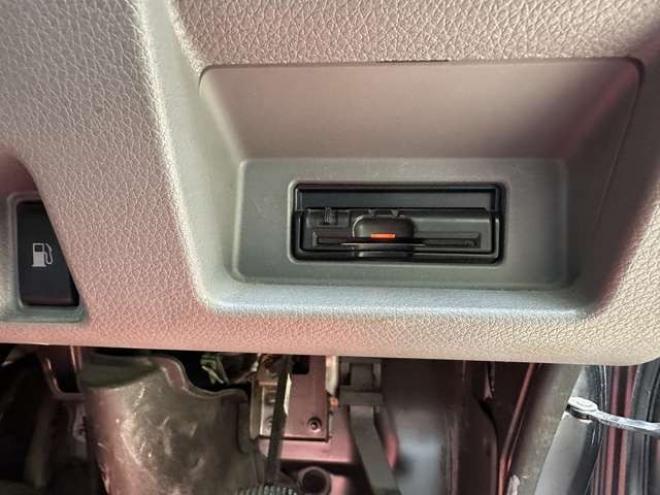 キャラバンNV350 2.5 プレミアムGX ロングボディ ディーゼルターボ 4WD　純正TVナビ/Bカメラ/ドラレコ/キーレス 2500