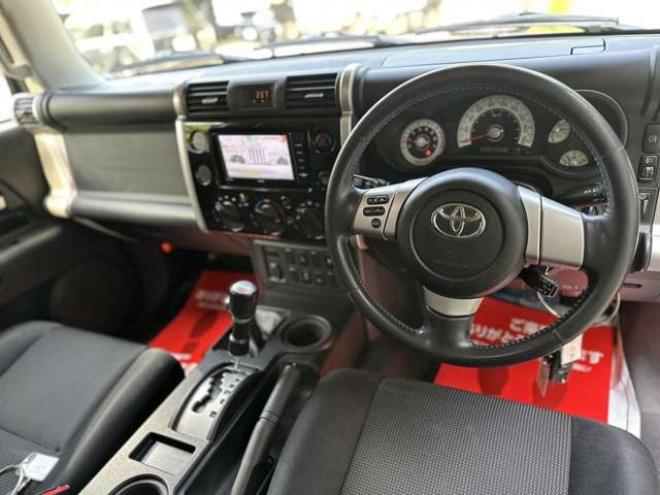 FJクルーザー4.0 ブラックカラーパッケージ 4WD　地デジナビ/Bカメラ/ドラレコ/ETC 4000
