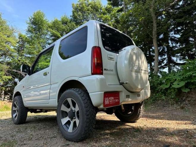 ジムニーランドベンチャー 4WD　ナビ/TV/ETC/リフトアップ/AW 660