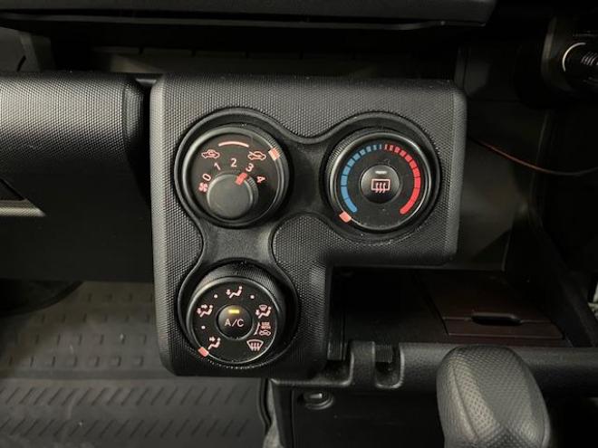 サクシードＵＬ　寒冷地仕様　禁煙車　ＷＡＫＯＳバリアスコーティング済　１４インチホイール＆スタッドレスタイヤ付　ＫＥＮＷＯＯＤナビ（ワンセグ地デジ　ＵＳＢ　ＡＵＸ）　ドライブレコーダー　電動格納ミラー　横滑り防止装置　キーレスキー　ＥＴＣ 4WD 1500 5Dr