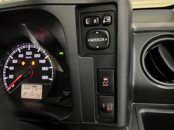 サクシードＵＬ　寒冷地仕様　禁煙車　ＷＡＫＯＳバリアスコーティング済　１４インチホイール＆スタッドレスタイヤ付　ＫＥＮＷＯＯＤナビ（ワンセグ地デジ　ＵＳＢ　ＡＵＸ）　ドライブレコーダー　電動格納ミラー　横滑り防止装置　キーレスキー　ＥＴＣ 4WD 1500 5Dr
