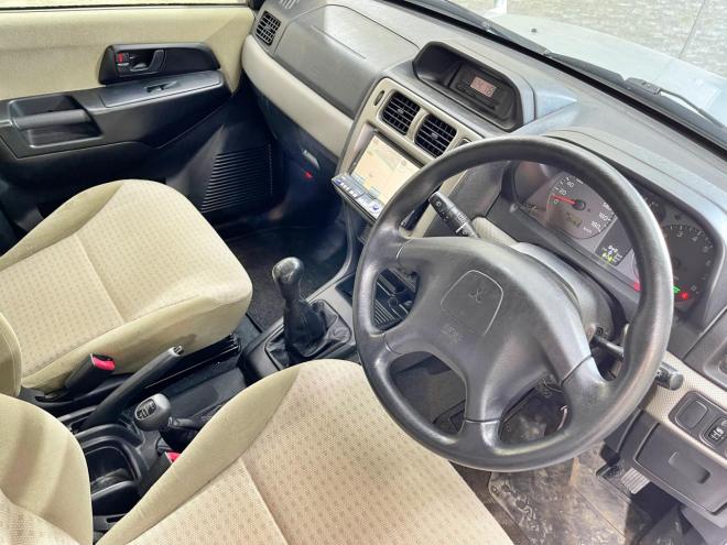 パジェロio2.0アクティブフィールドEDナビ 4WD 5年保証 MT 寒冷地仕様 車検整備2年付 修復歴無