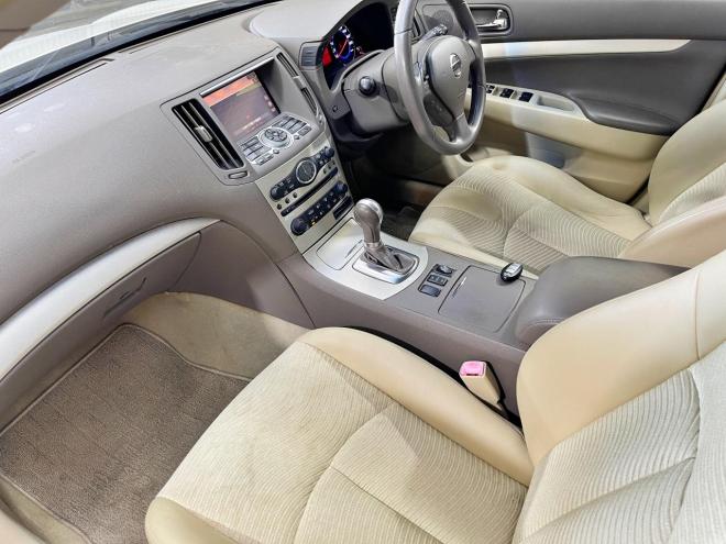 スカイライン250GT FOUR 4WD 5年保証 スマキー ナビ Bカメラ 寒冷地仕様 禁煙 車検整備2年付 修復歴無