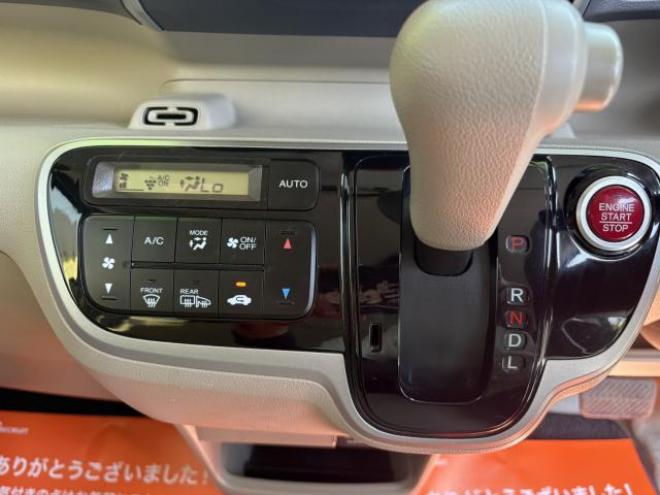 N-BOX（店長おすすめコミコミ車）G Lパッケージ 4WD 660 5Dr