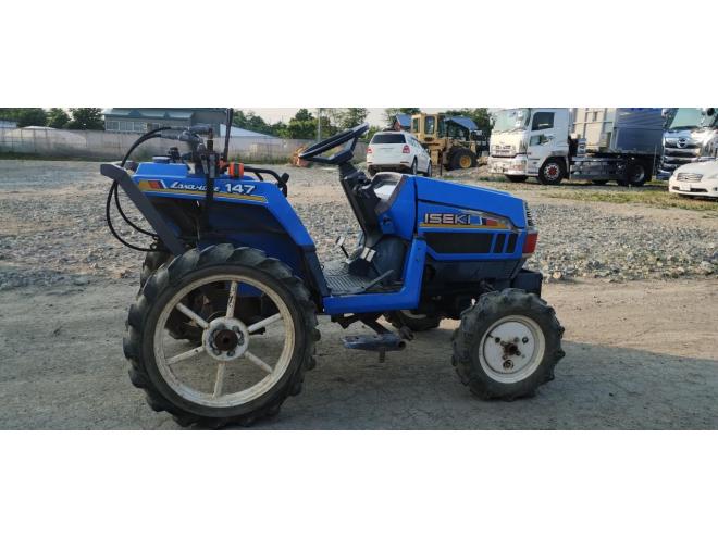 トラクターイセキ 4WDディーゼル