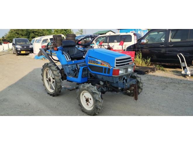 トラクターイセキ 4WDディーゼル