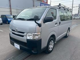 ハイエースバン　3.0 DX ロング ディーゼルターボ 4WD　 3000