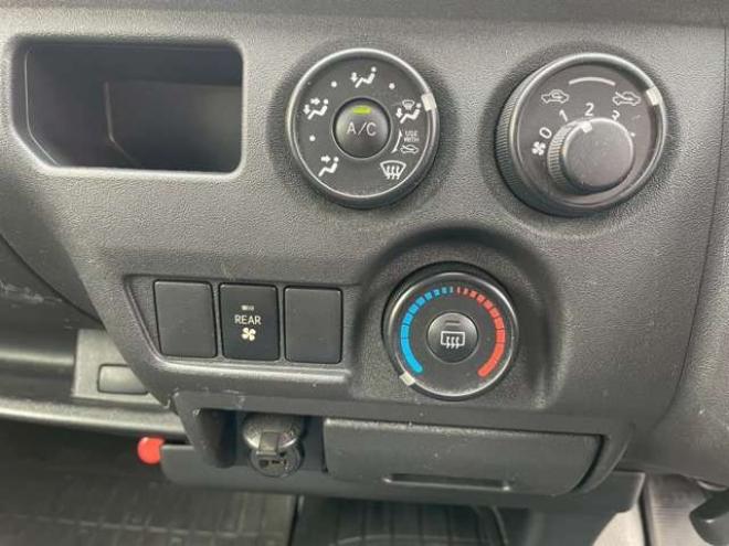 レジアスエース3.0 DX ロングボディ GLパッケージ ディーゼルターボ 4WD　 3000