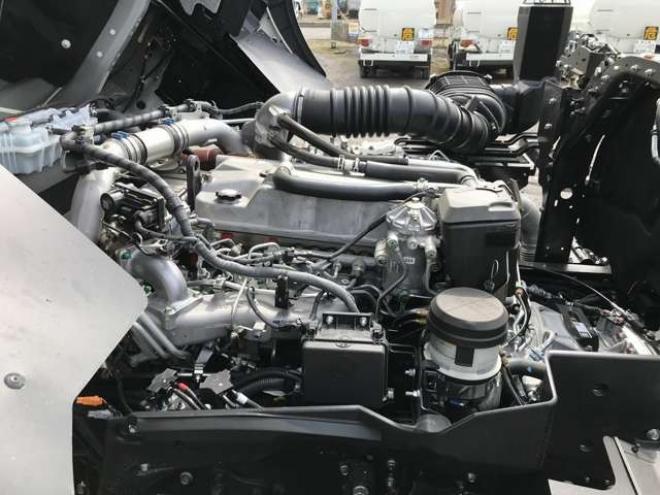プロフィア粉粒体運搬車 2DG-FS1AHC 新明和工業　 2WD 8860