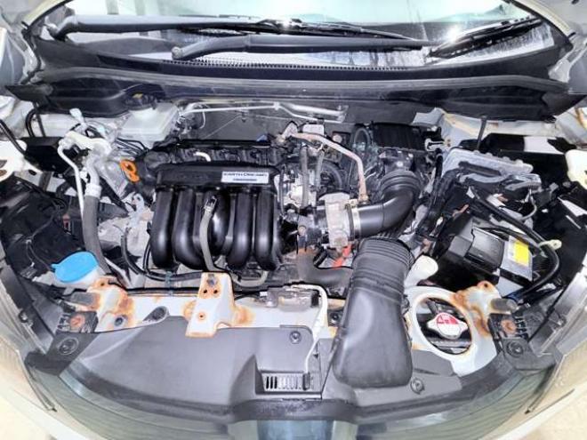 フィット1.5 ハイブリッド Fパッケージ 4WD　下廻防錆TVナビBカメエンスタETC 1500