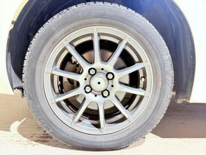 フィット1.5 ハイブリッド Fパッケージ 4WD　下廻防錆TVナビBカメエンスタETC 1500