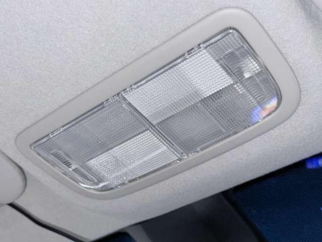 フィット1.5 ハイブリッド Fパッケージ 4WD　下廻防錆TVナビBカメエンスタETC 1500