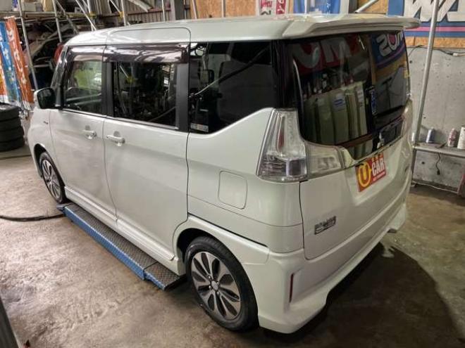 デリカD:2 1.2 カスタム ハイブリッド MV 4WD　 1200