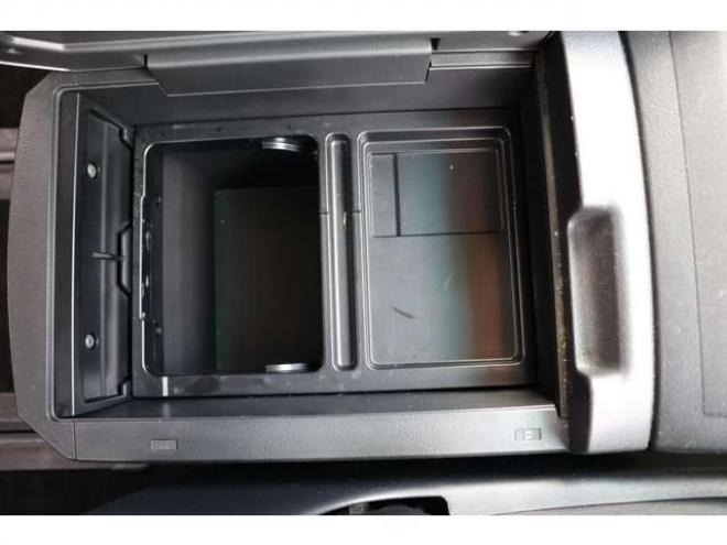 ヴェルファイア2.4 Z プラチナセレクション 4WD　検2年　自社　ローンカノウ　両側電スラ 2400