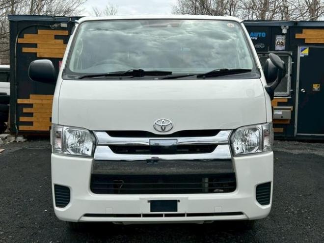 ハイエースバンＤＬ　ＧＬパッケージ　4WD 2800(D) 4Dr