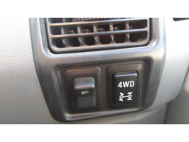 NT100クリッパーDX 切り替え4WD 4WD 660 2Dr