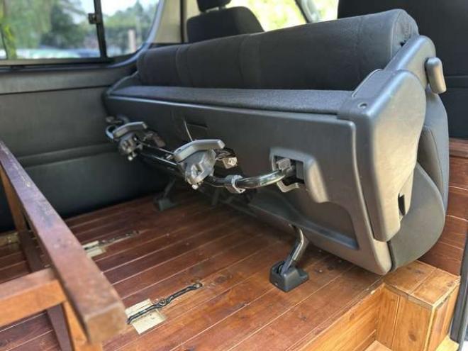 レジアスエース3.0 スーパーGL プライムセレクション ロングボディ ディーゼルターボ 4WD　記録簿/社外アルミ/ETC/手作りベッドキット 3000