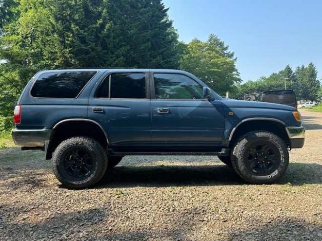 ハイラックスサーフ2.7 SSR-V ワイドボディ 4WD　社外ハンドル/ドラレコ/全塗装済/リフトUP 2700