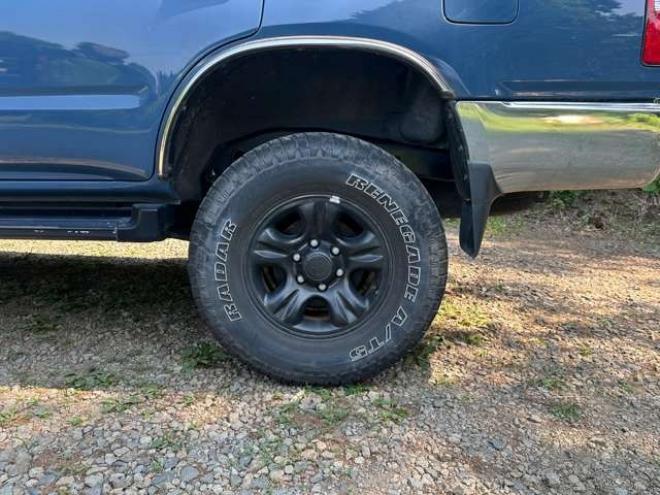 ハイラックスサーフ2.7 SSR-V ワイドボディ 4WD　社外ハンドル/ドラレコ/全塗装済/リフトUP 2700
