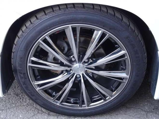 ヴェルファイア2.4 Z プラチナセレクション 4WD　9インチナビ・TV・Bt・両側パワスラ 2400