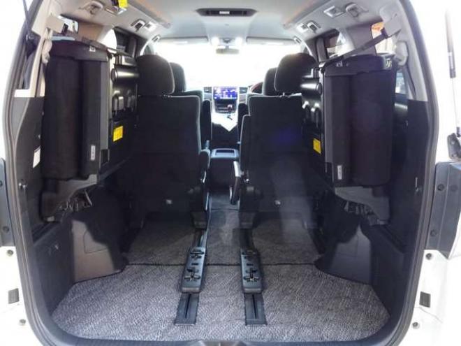 ヴェルファイア2.4 Z プラチナセレクション 4WD　9インチナビ・TV・Bt・両側パワスラ 2400
