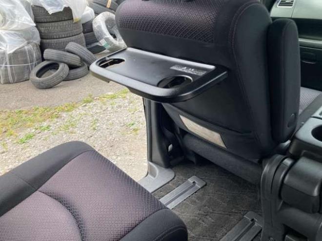 セレナ2.0 ハイウェイスター Vセレクション 4WD　ナビ・TV・ETC F/Dモニター 両側P/S 2000