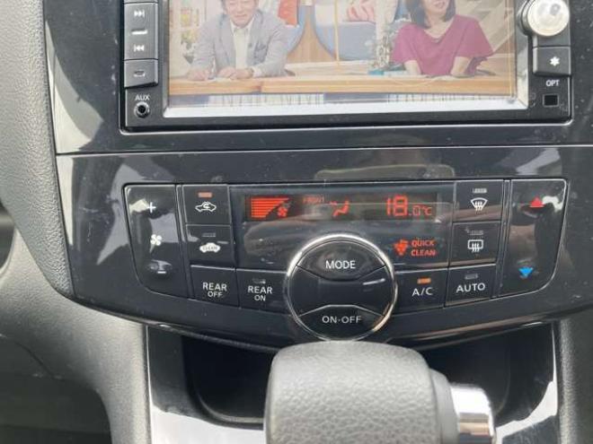 セレナ2.0 ハイウェイスター Vセレクション 4WD　ナビ・TV・ETC F/Dモニター 両側P/S 2000