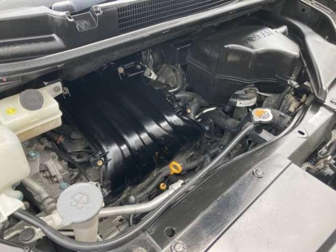 セレナ2.0 ハイウェイスター Vセレクション 4WD　ナビ・TV・ETC F/Dモニター 両側P/S 2000