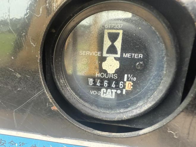 バックホー油圧ショベル CAT 303CR 3トンクラス 0.1m3