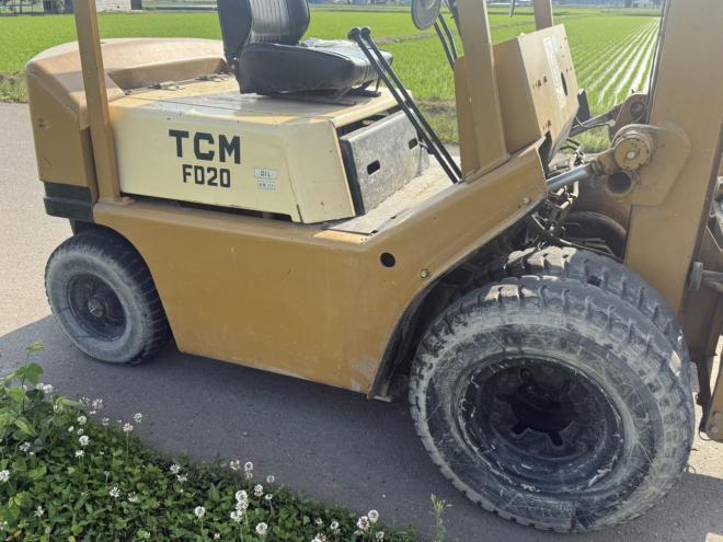 フォークリフトTCM FD20Z5 2トン ディーゼル 