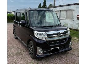 タント　カスタムRS ターボ　4WD 4WD 660 5Dr