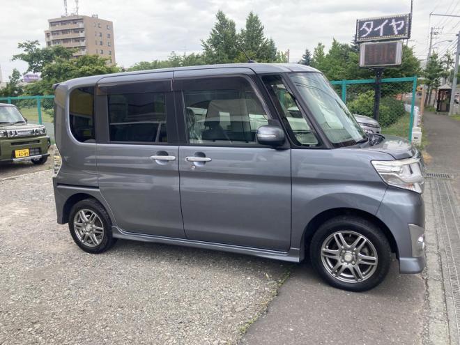 タントカスタムX 4WD 660 5Dr