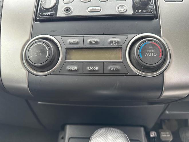 ティーダe-4WD 4WD 1500 5Dr