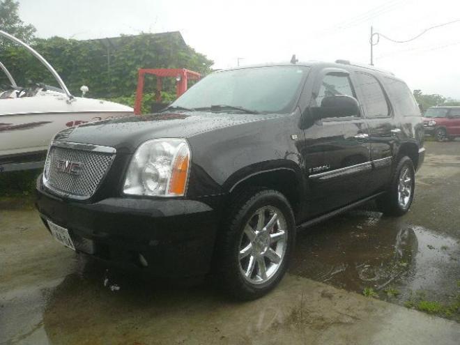 GMCユーコンデナリ 4WD 6200 5Dr