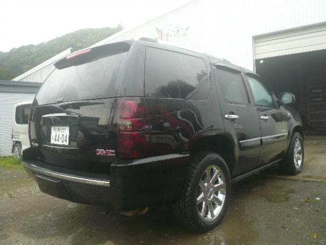GMCユーコンデナリ 4WD 6200 5Dr