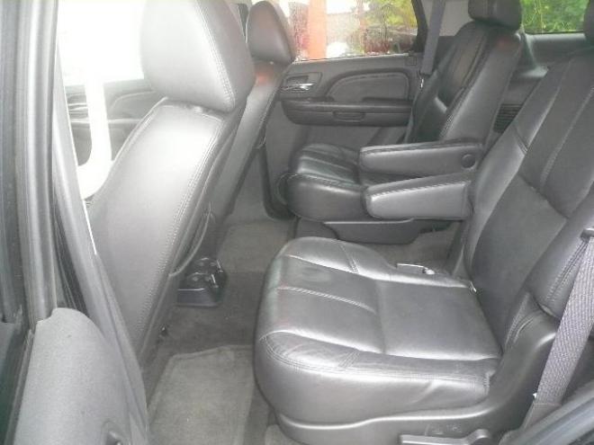 GMCユーコンデナリ 4WD 6200 5Dr